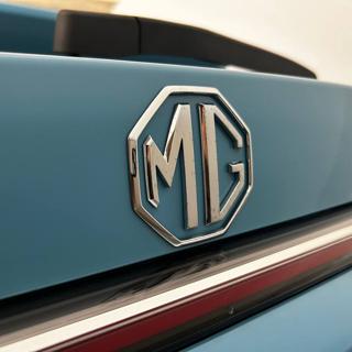 MG HS usata, con Specchietti laterali elettrici