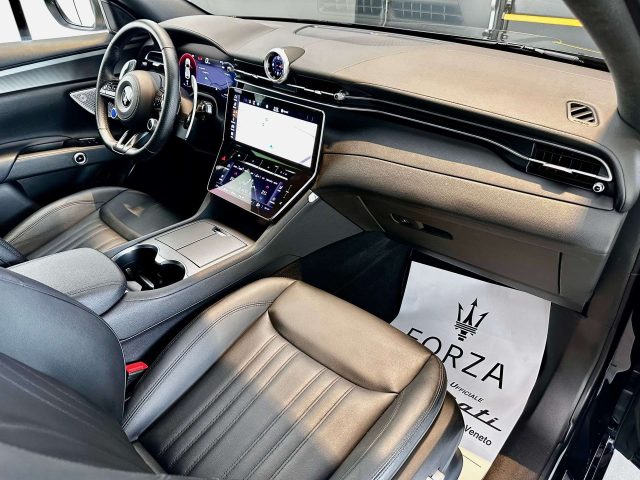 MASERATI Grecale usata, con Interni in pelle