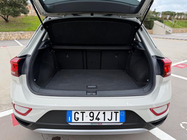 VOLKSWAGEN T-Roc usata, con Autoradio digitale