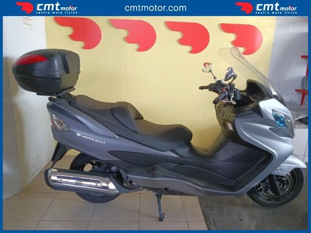 SUZUKI Burgman AN 400 usata 0