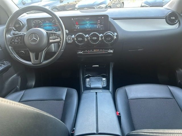 MERCEDES-BENZ GLA 200 usata, con Filtro antiparticolato