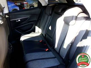 PEUGEOT 3008 usata, con Fendinebbia