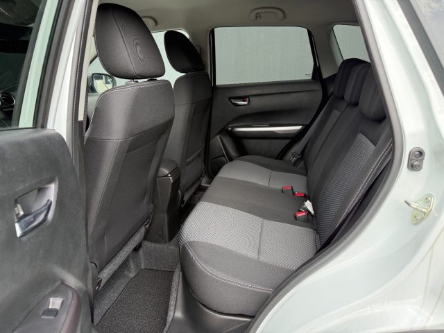 SUZUKI Vitara usata, con Autoradio