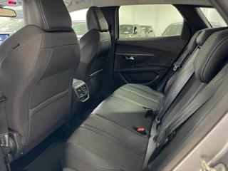 PEUGEOT 3008 usata, con Sensori di parcheggio anteriori