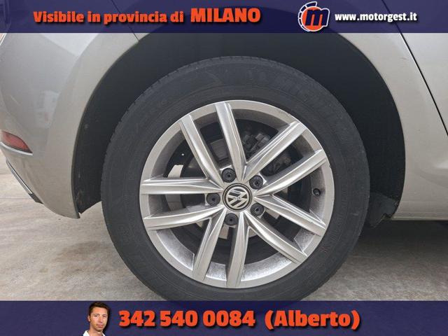 VOLKSWAGEN Golf usata, con Touch screen