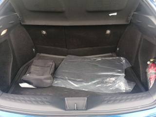 TOYOTA C-HR usata, con Climatizzatore