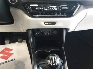 SUZUKI Swift usata, con Controllo automatico clima