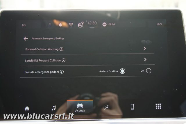 JEEP Compass usata, con Autoradio digitale