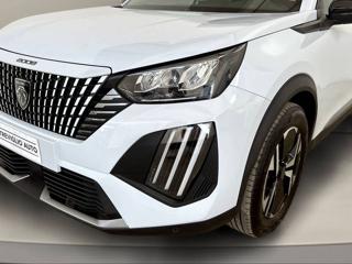 PEUGEOT 2008 usata, con Autoradio digitale