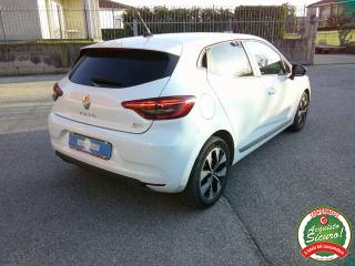 RENAULT Clio usata, con Autoradio