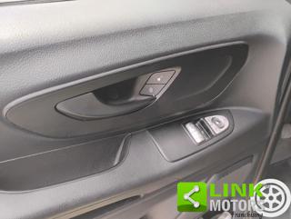 MERCEDES-BENZ Vito usata, con Autoradio digitale