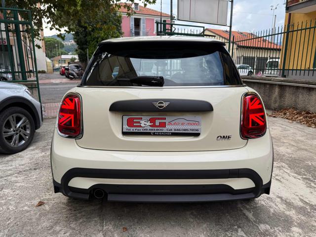 MINI One usata, con Boardcomputer