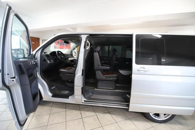 VOLKSWAGEN Multivan usata, con Climatizzatore