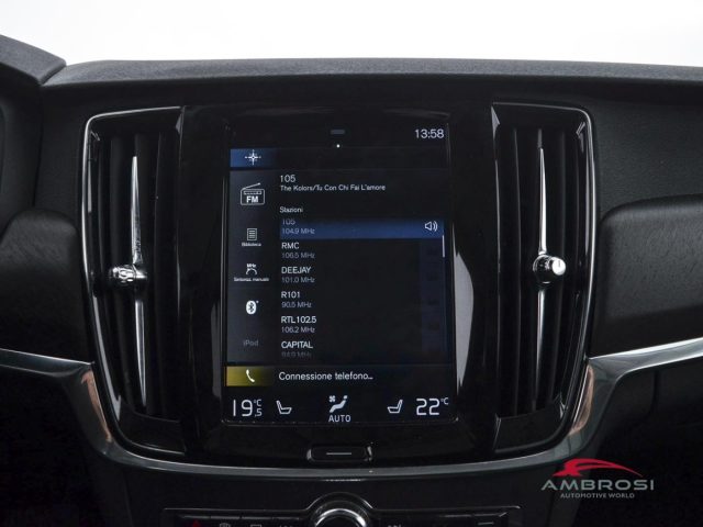 VOLVO V90 Cross Country usata 13