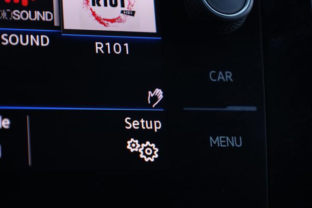 VOLKSWAGEN Taigo usata, con USB