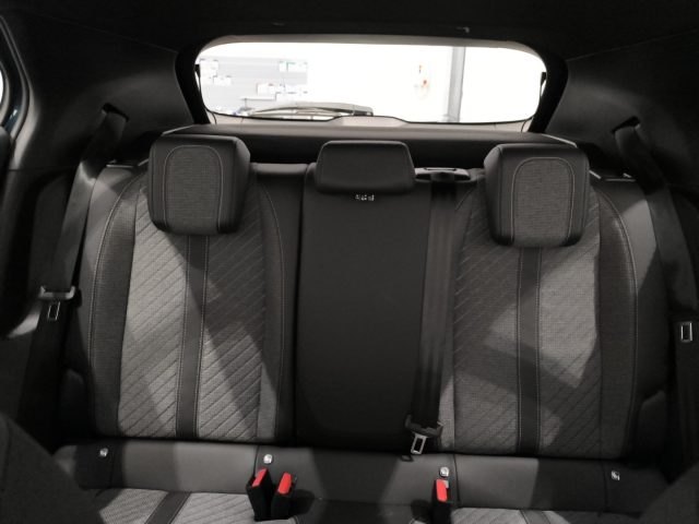 PEUGEOT 2008 usata, con Fari LED