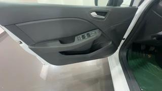 RENAULT Clio usata, con Climatizzatore