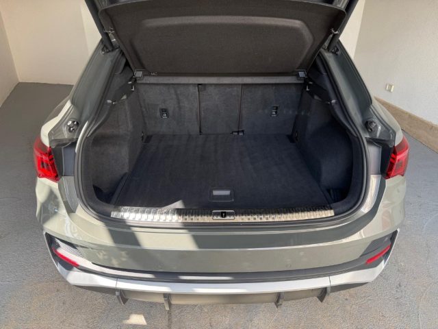 AUDI Q3 usata, con Specchietti laterali elettrici