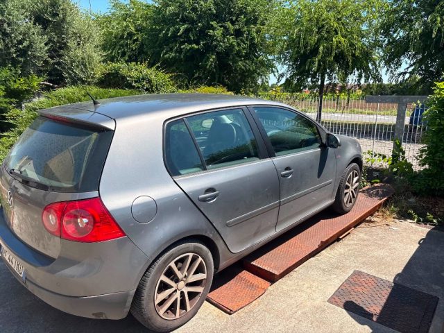 VOLKSWAGEN Golf usata, con Airbag