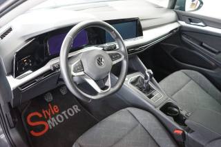 VOLKSWAGEN Golf usata, con Autoradio