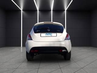 LANCIA Ypsilon usata, con Autoradio