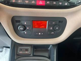 FIAT Doblo usata, con Park Distance Control