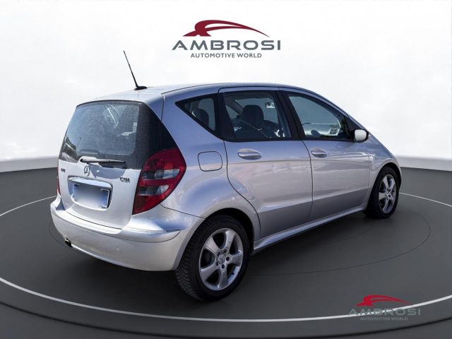 MERCEDES-BENZ A 180 usata 2