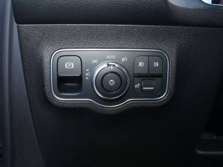 MERCEDES-BENZ GLB 200 usata, con Sedile posteriore sdoppiato