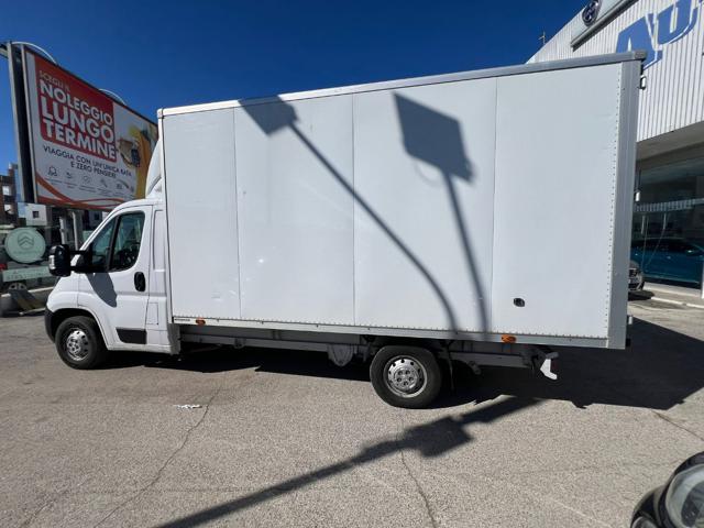 PEUGEOT Boxer usata, con Boardcomputer