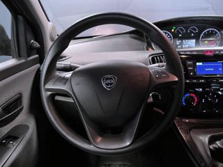 LANCIA Ypsilon usata, con Servosterzo