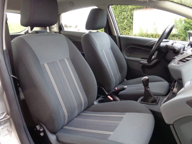 FORD Fiesta usata, con ESP