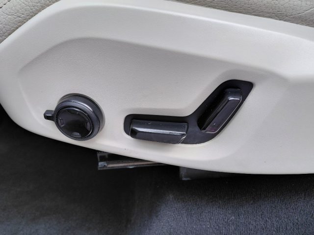 VOLVO XC90 usata, con Volante in pelle