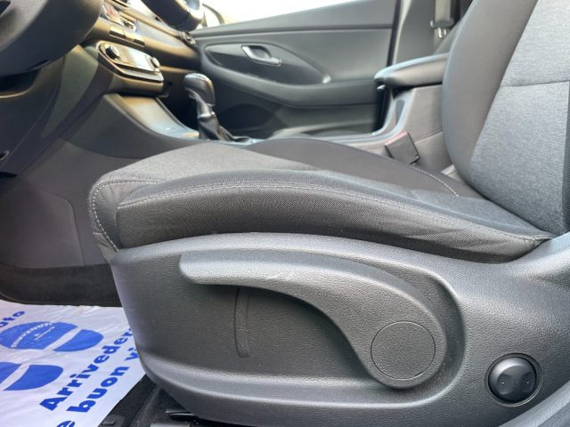 HYUNDAI i30 usata, con USB