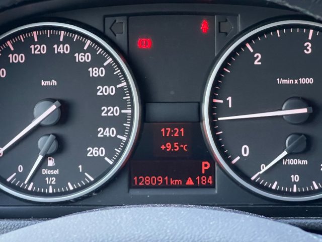 BMW 318 usata, con Controllo automatico clima