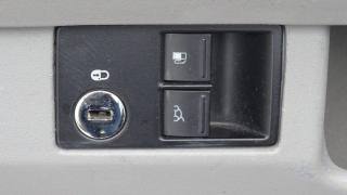 VOLKSWAGEN New Beetle usata 64