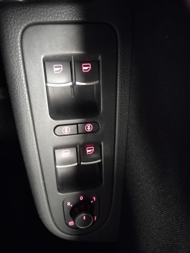 SEAT Alhambra usata, con Airbag testa