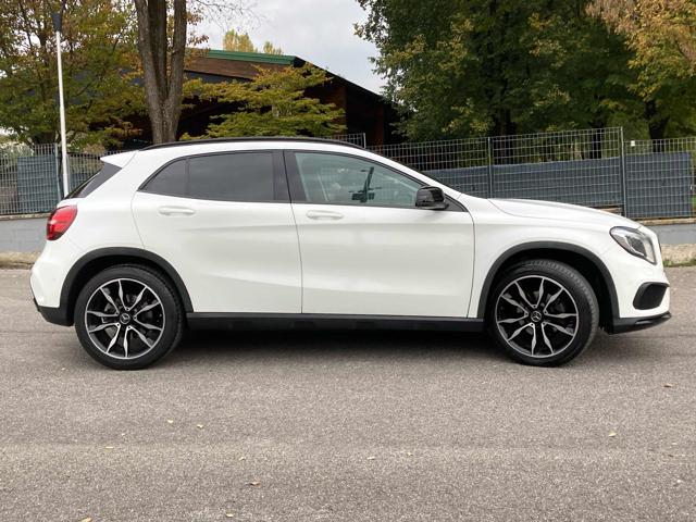 MERCEDES-BENZ GLA 200 usata, con Alzacristalli elettrici