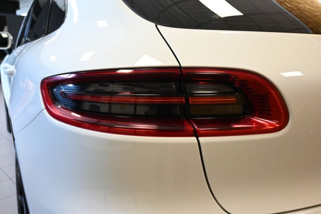 PORSCHE Macan usata 15