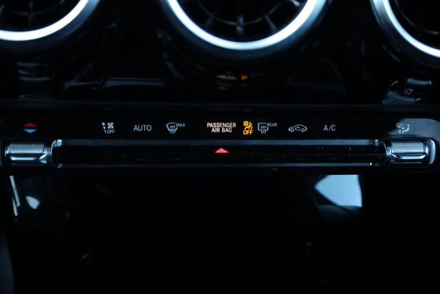 MERCEDES-BENZ A 200 usata, con Controllo automatico clima