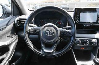 TOYOTA Yaris usata, con Vetri oscurati