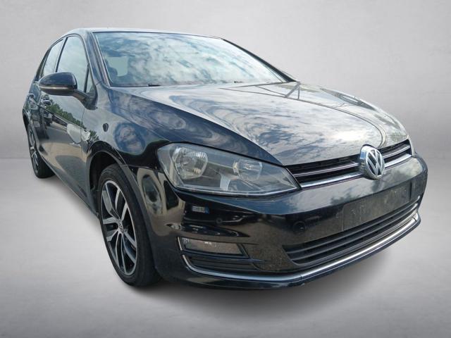 VOLKSWAGEN Golf usata, con Airbag