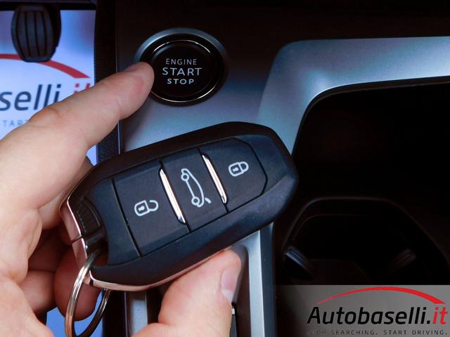 PEUGEOT 308 usata, con Park Distance Control