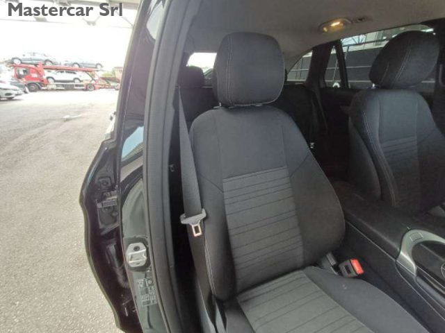 MERCEDES-BENZ GLC 220 usata, con Chiusura centralizzata