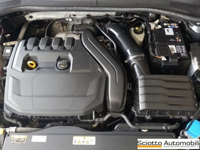 SEAT Leon usata, con Autoradio digitale