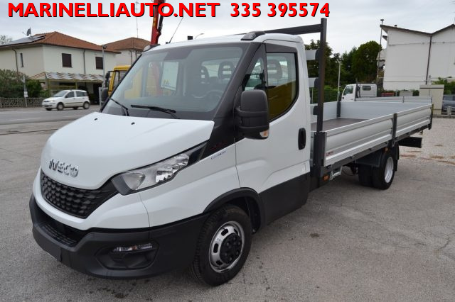 IVECO Daily usata, con ABS