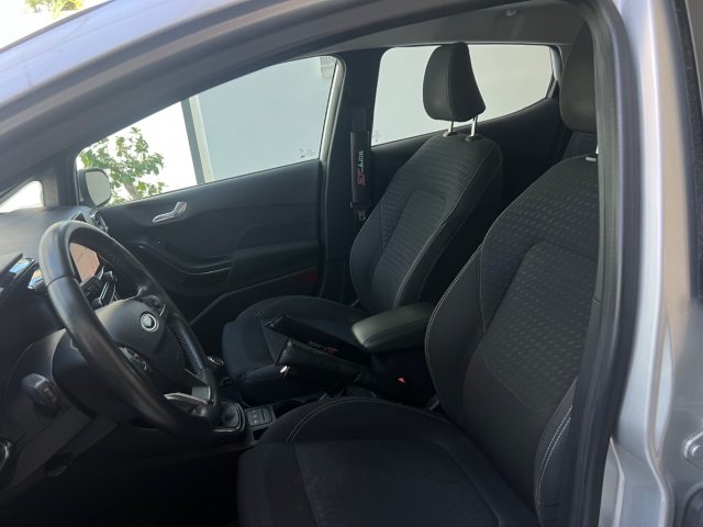 FORD Fiesta usata, con Touch screen