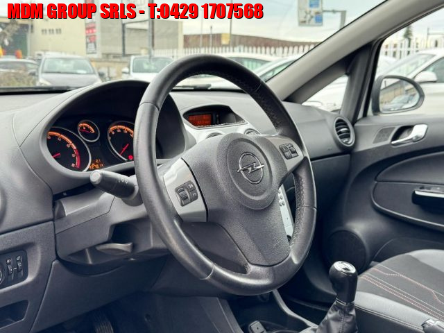 OPEL Corsa usata, con Boardcomputer
