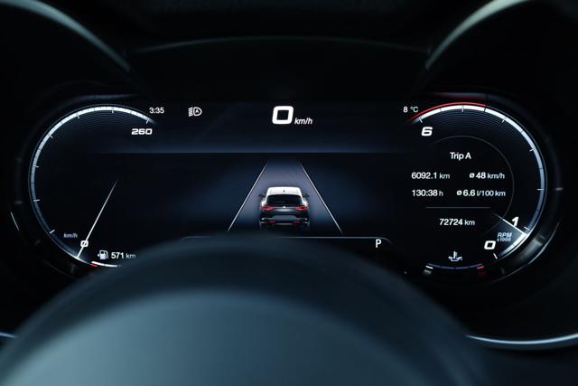 ALFA ROMEO Stelvio usata, con Autoradio digitale