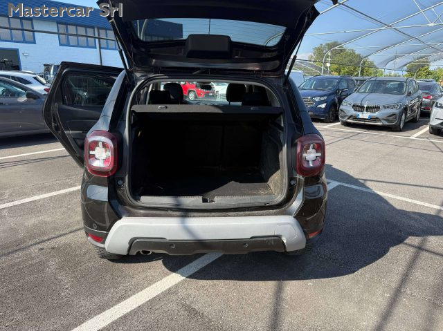 DACIA Duster usata, con Sedile posteriore sdoppiato