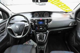 LANCIA Ypsilon usata, con ESP